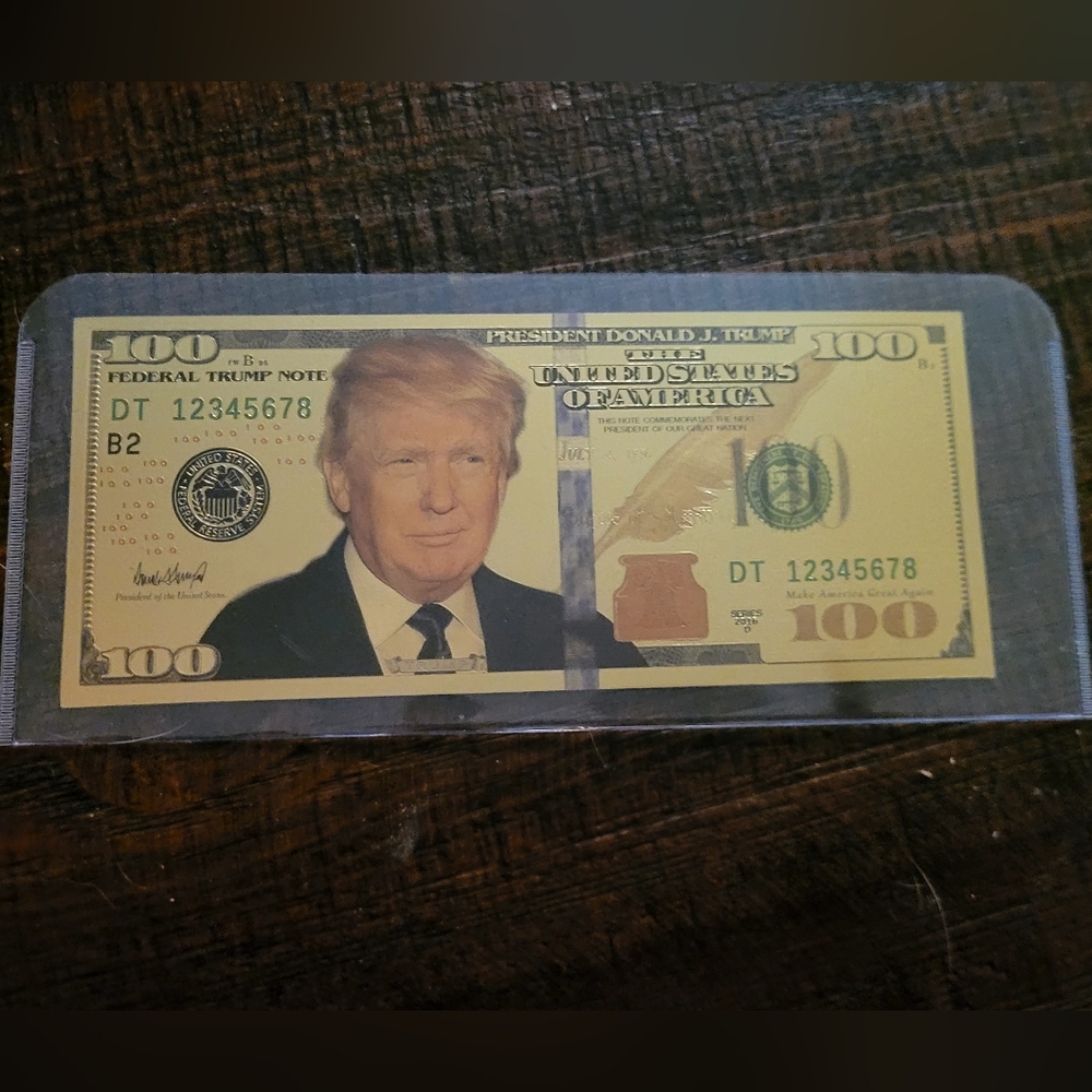 Novelty TRUMP 100 Dollar Bill with Portrait